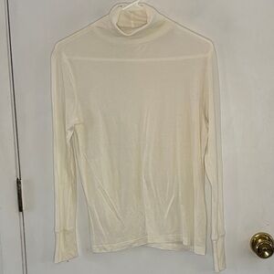 WinterSilks ivory long sleeve silk turtleneck sweater Size Medium